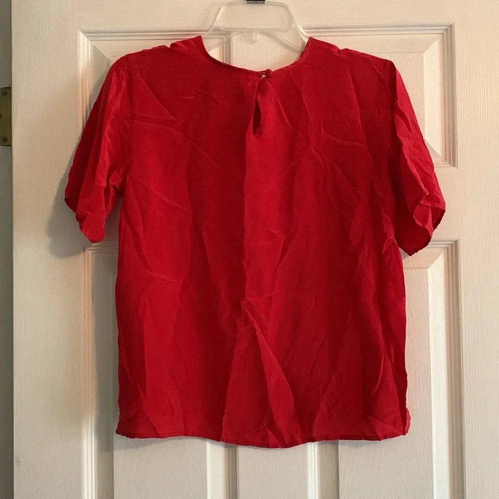 blouse - Picture 3 of 3